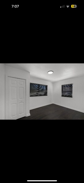 Building Photo - 1301 Ave L