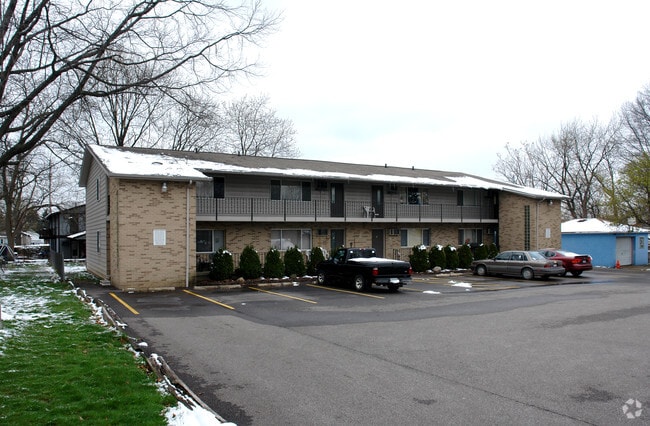 Primary Photo - Liberty Commons Apartments