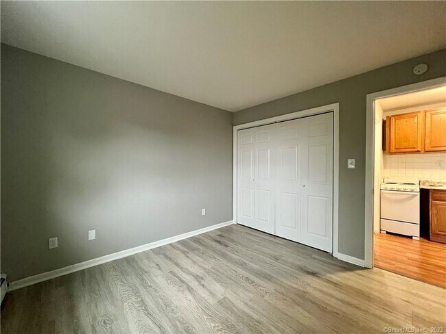 Building Photo - 85 Union Ave