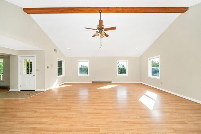 Building Photo - New Market Rental