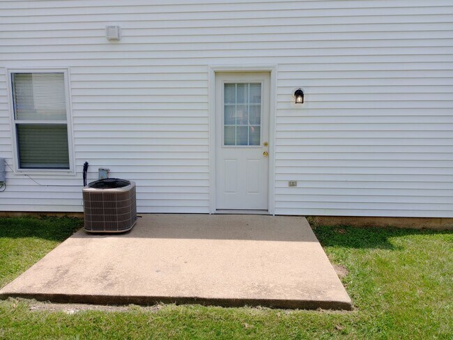 Building Photo - 3527-3529-3529 Prescott Dr