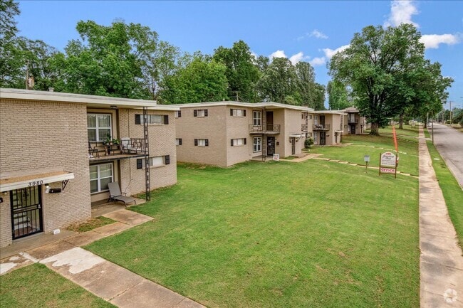 Building Photo - Graceland Flats