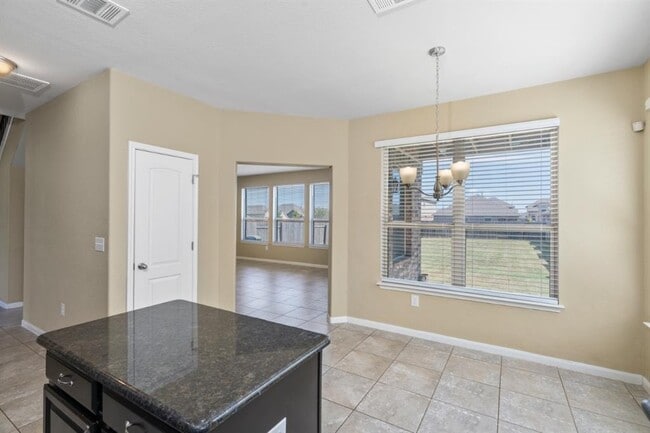 Building Photo - 105 Checkerspot Ct
