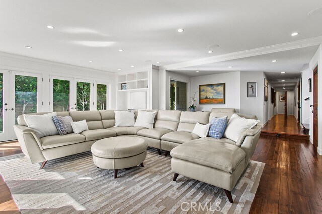 Building Photo - 1010 Emerald Bay