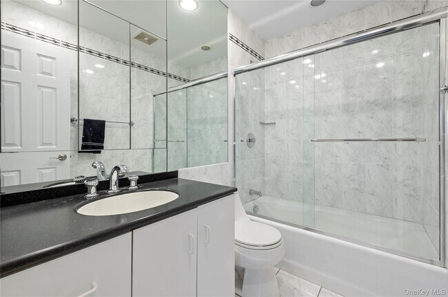 Building Photo - 20 Steuben Dr