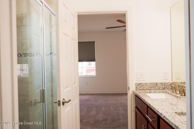 Building Photo - 1475 Isabella Dr