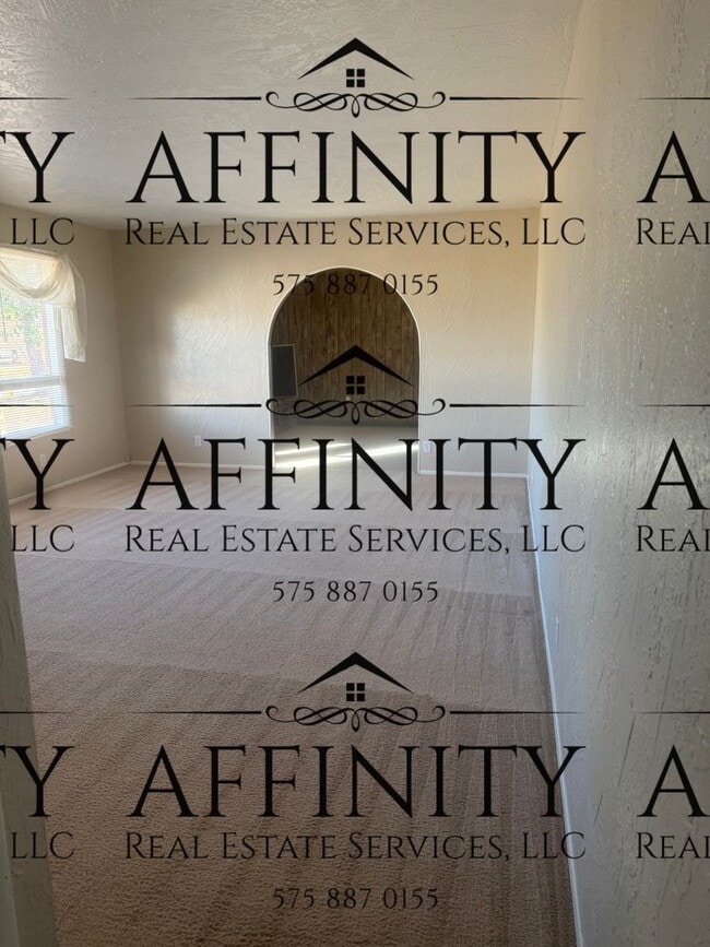 Building Photo - 3 bedroom home