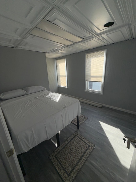 Building Photo - 17604 Virginia Ave