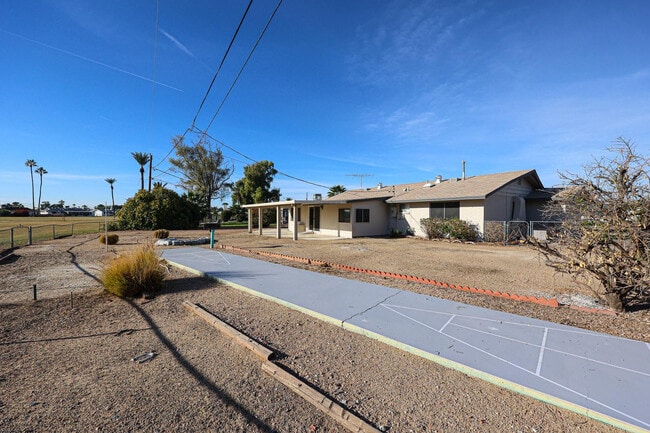 Building Photo - 11417 N Hacienda Dr