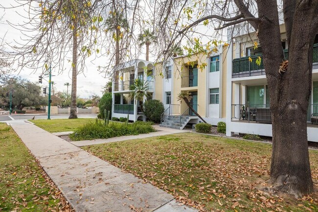 Building Photo - 6502 N Central Ave