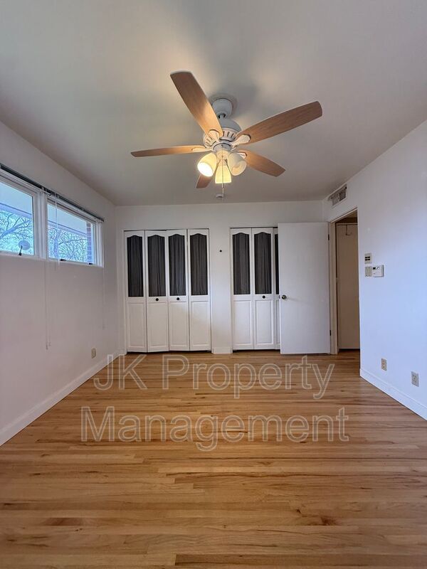 Building Photo - 1726 Alder Dr