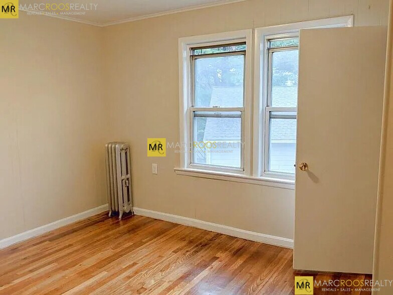Building Photo - 58 Buzzells Ln