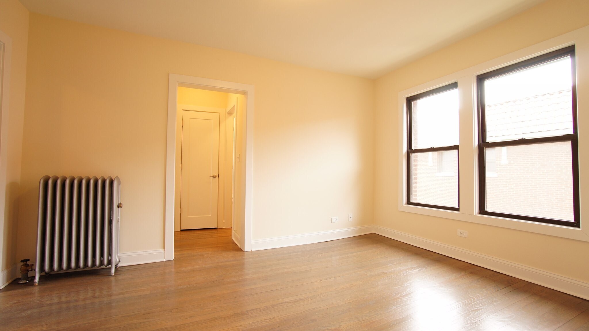 Building Photo - 2643 N Spaulding Ave