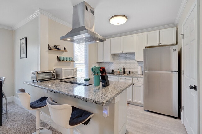 Building Photo - 2128 S Roxboro St