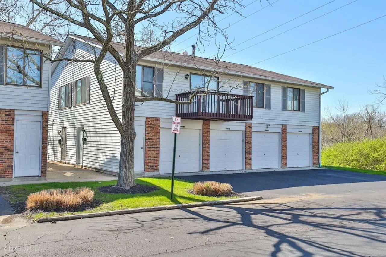 Building Photo - 70 Twilight Dr