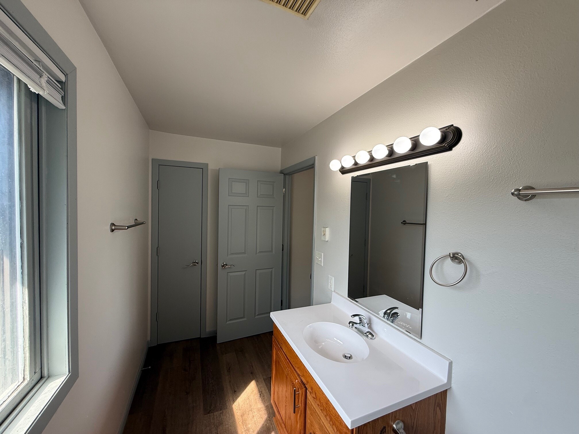 Apt 2 - 1035 Green Bay St