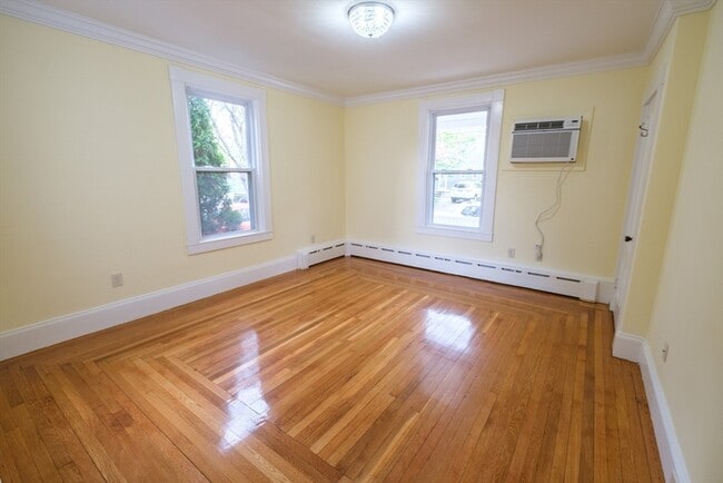 Building Photo - 19 Faxon St