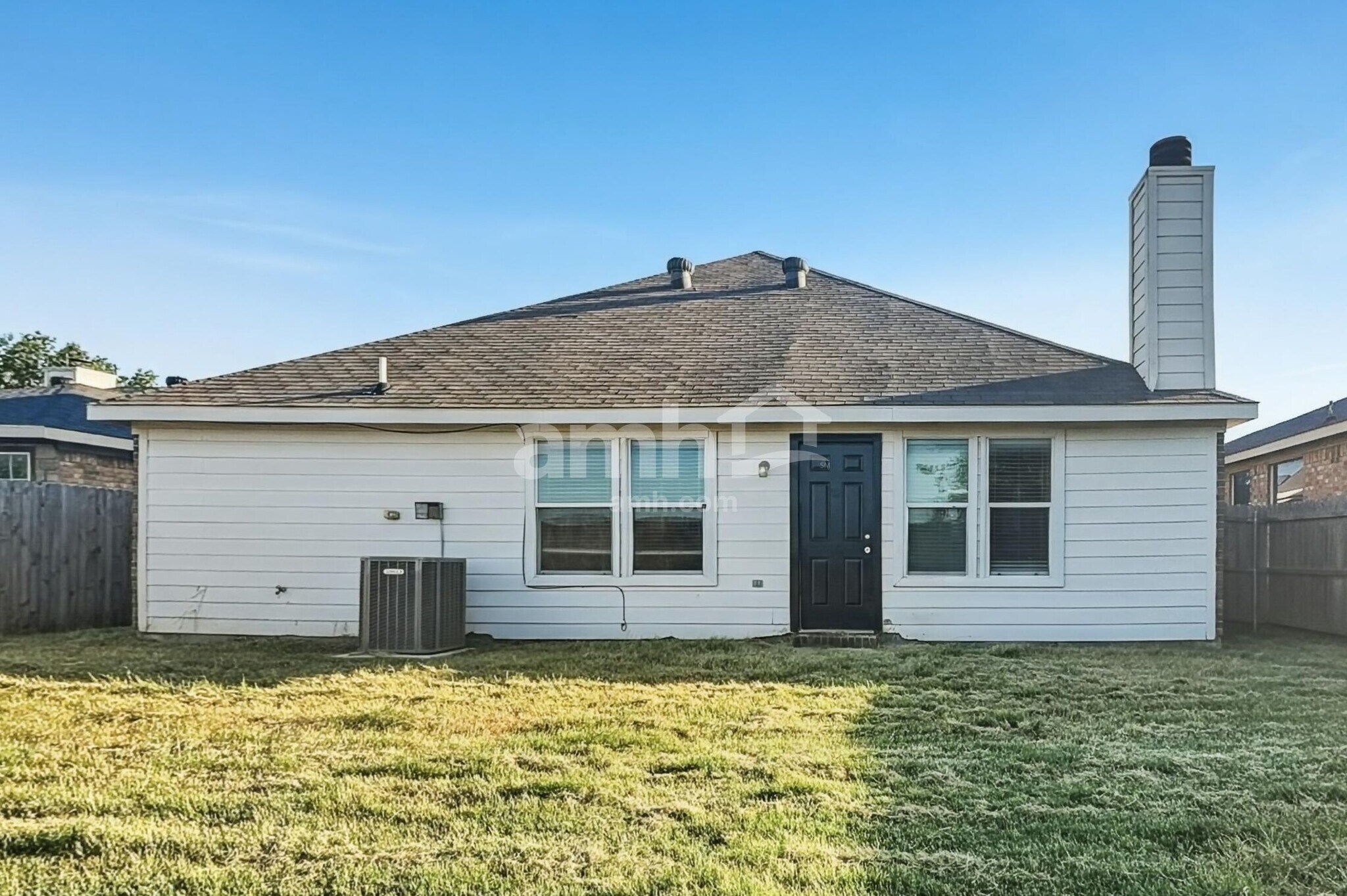 Building Photo - 912 Buffalo Springs Dr