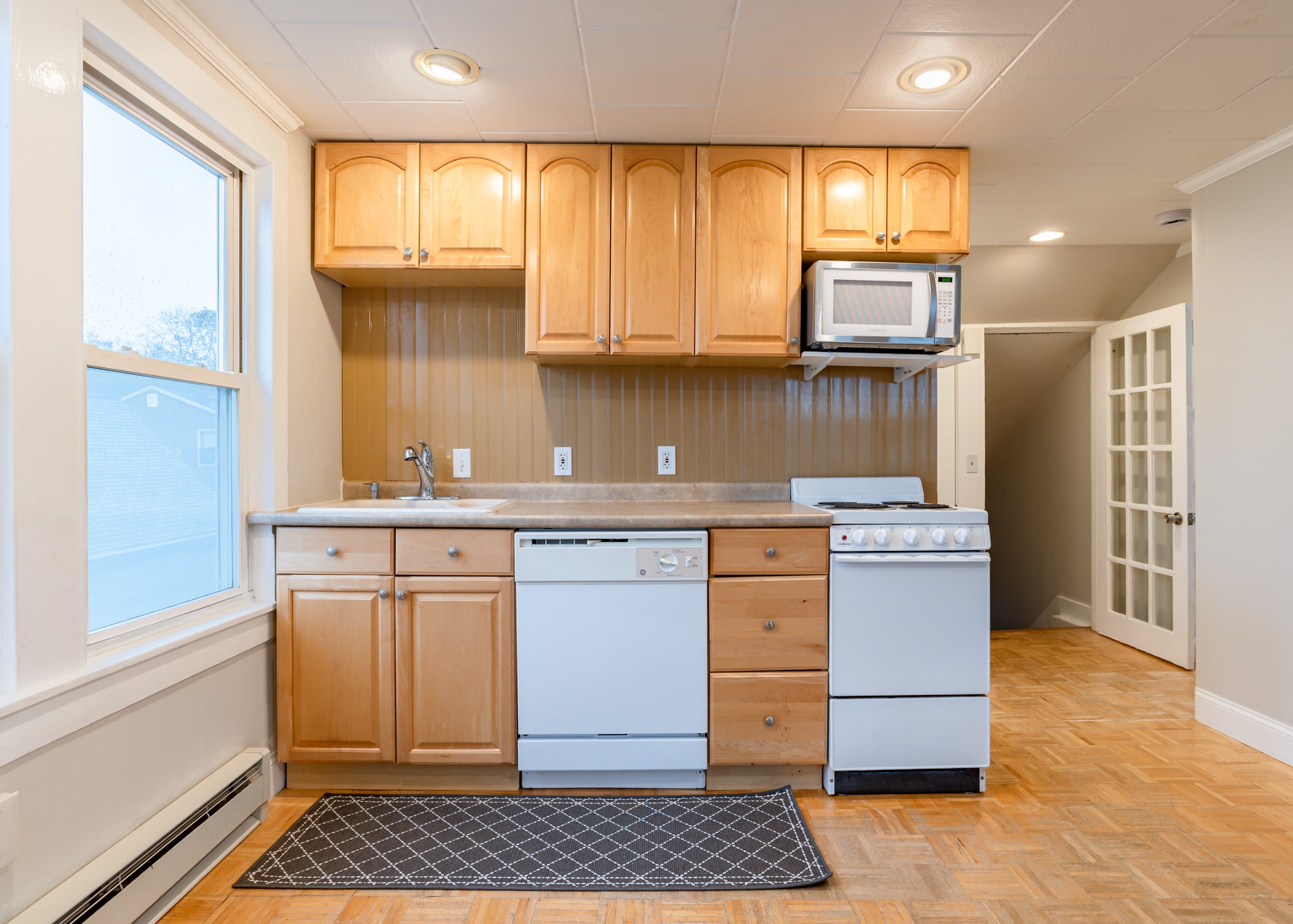 practical kitchen - 107 May St