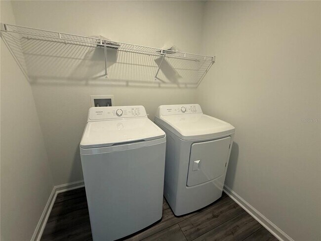 Building Photo - 8485 SW 41st Cir