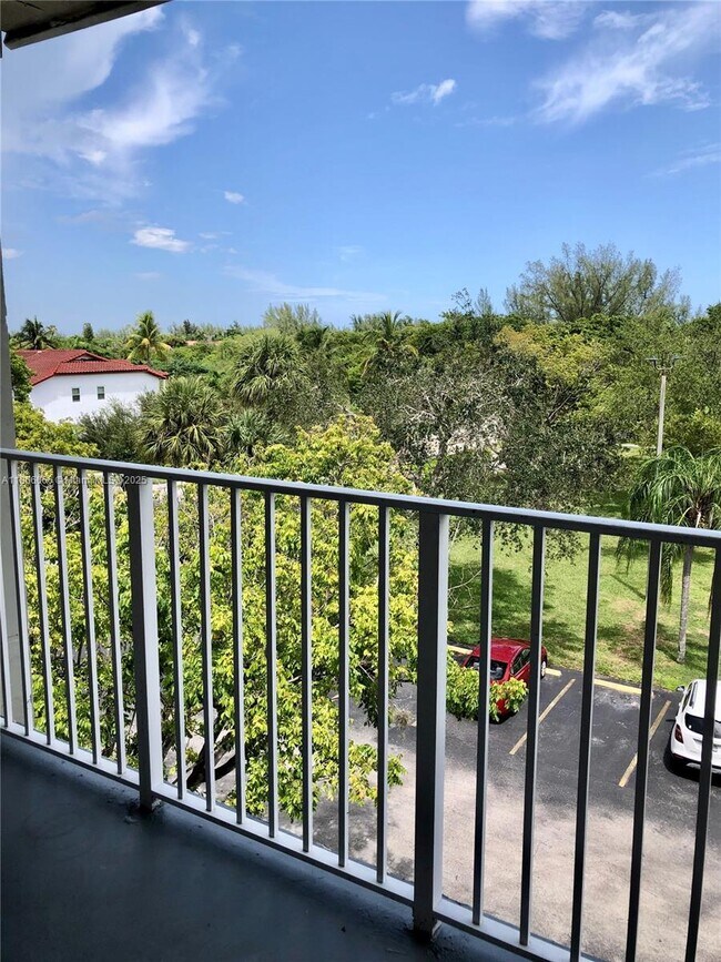 Building Photo - 8260 SW 210th St