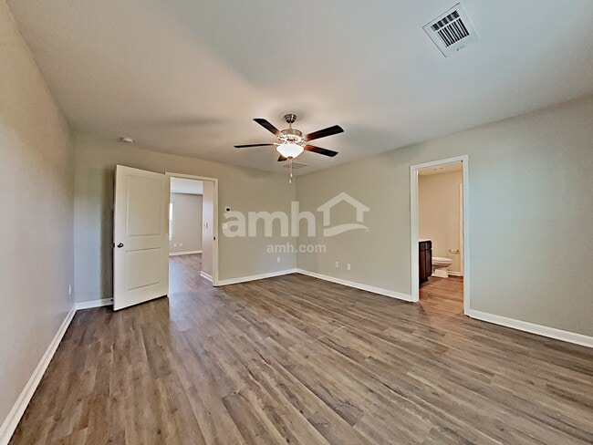 Building Photo - 3405 Ridge HillPkwy