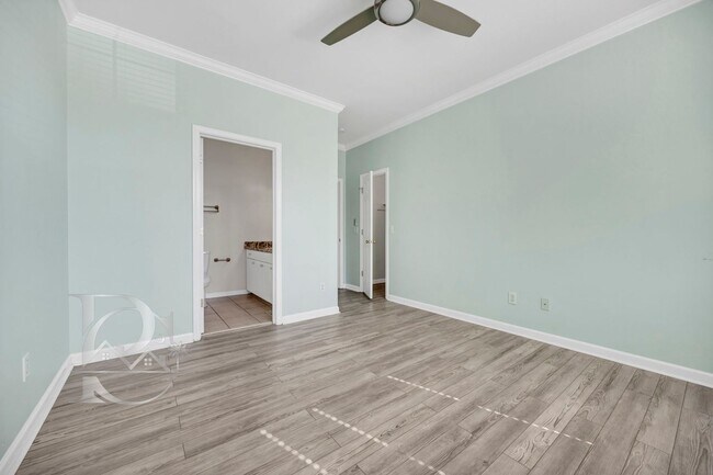 Building Photo - DOWNTOWN COLUMBIA BUNGALOW