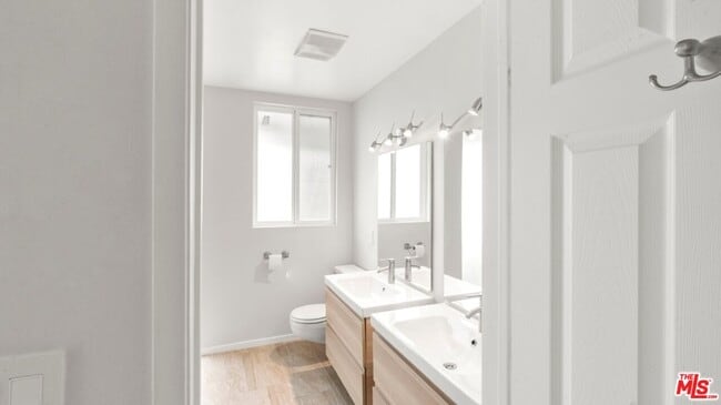 Building Photo - 22540 Margarita Dr