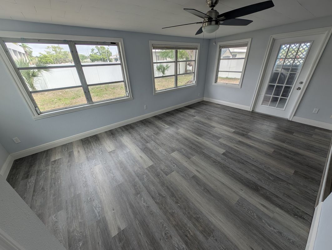 Building Photo - 7173 Darien Way