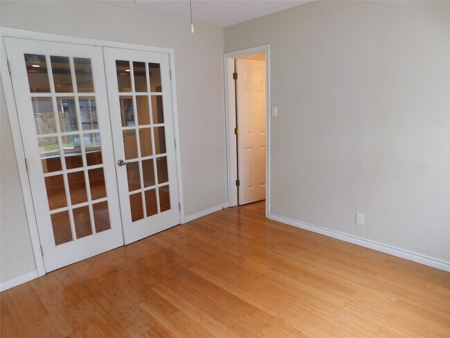 Building Photo - 2317 Dorrington St