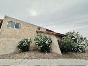 Building Photo - 3620 Ala Dr