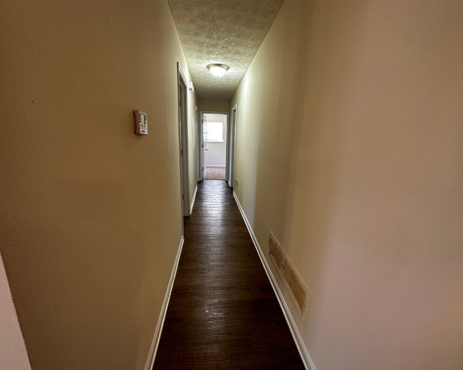 Building Photo - Leasing for Immediate Move-In!