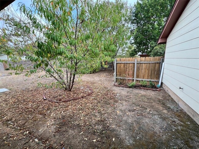 Building Photo - 16202 Edgerly Ct