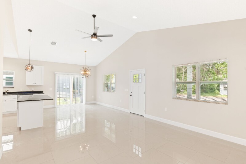 Building Photo - 2770 Schaller Rd