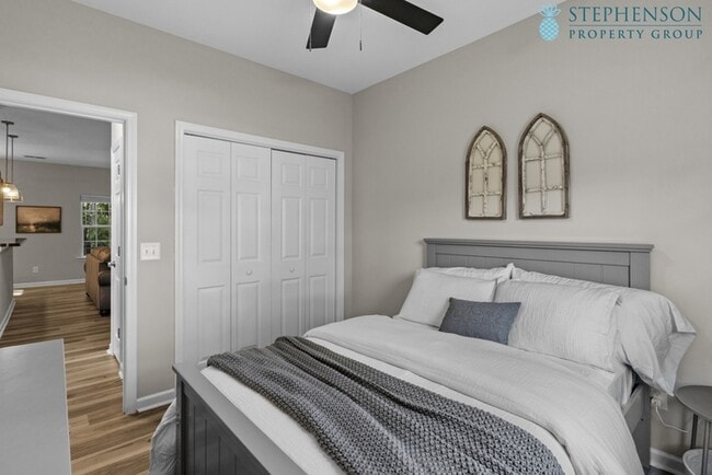 Building Photo - Furnished Rental
