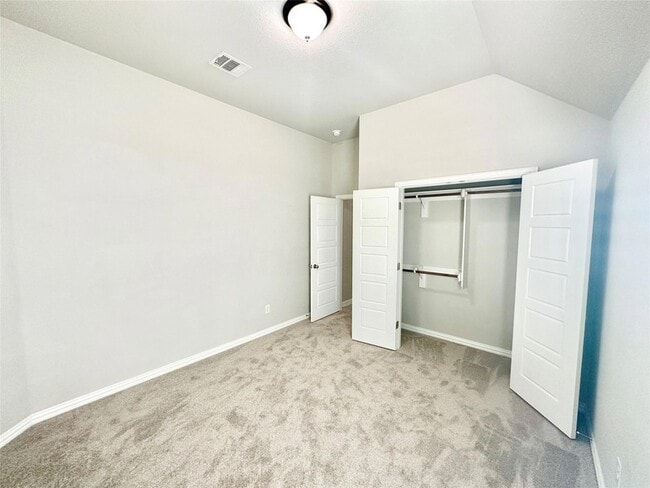 Building Photo - 1017 Hillrose Dr