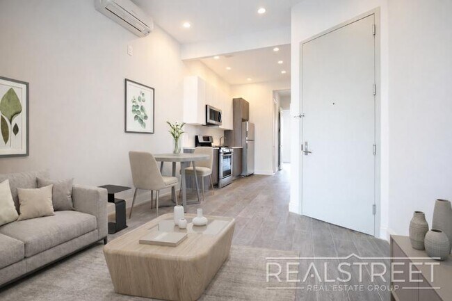 Floorplan - 181 Chauncey Street