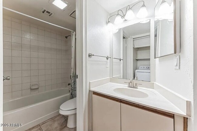 Building Photo - 2935 N 68th St