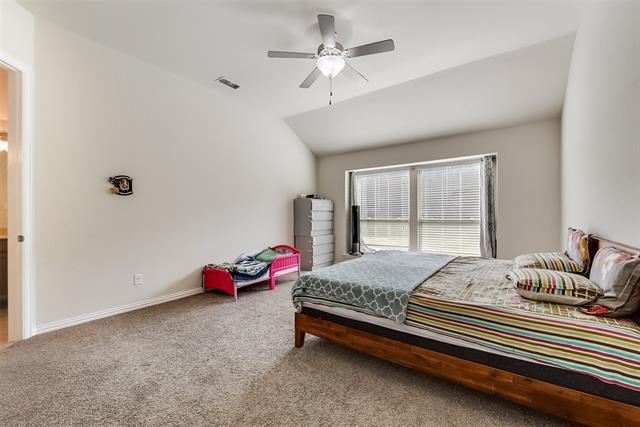 Building Photo - 416 Parkhaven Dr