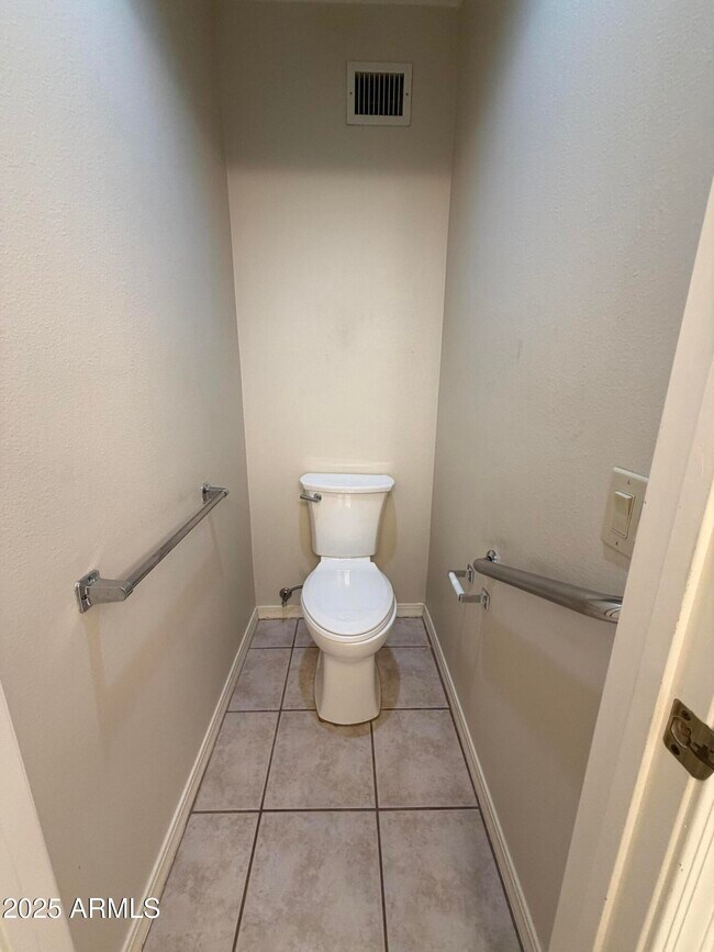 Building Photo - 26629 S Sageberry Dr