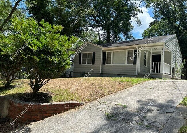 Building Photo - 2776 Palm Dr