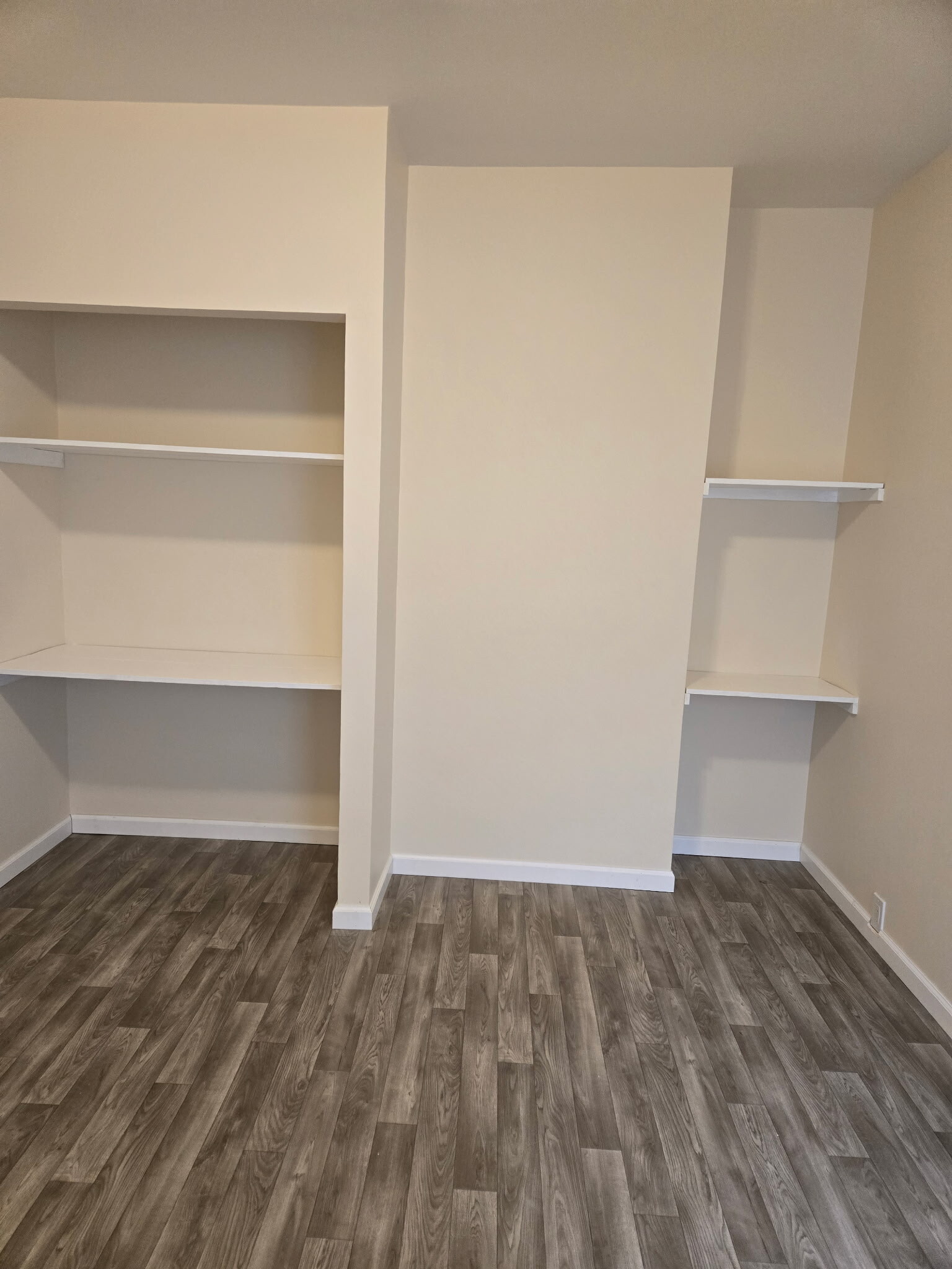 Bedroom 1 - 3 Westmoreland St
