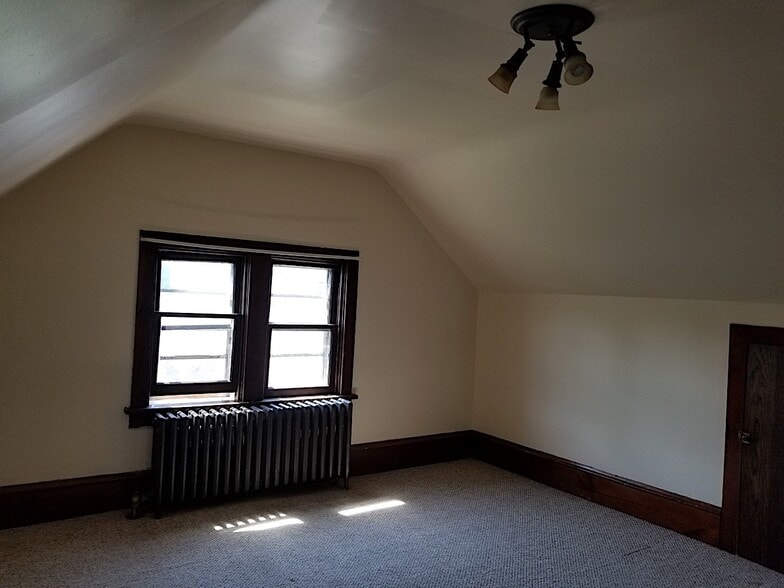 Bedroom - Unit 2 - 195 S Highland St