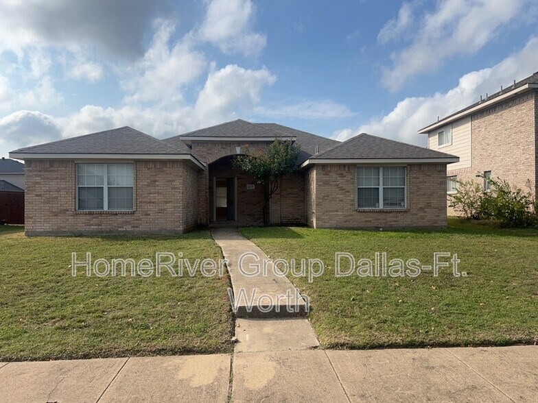 Primary Photo - 317 Sweetgum Dr