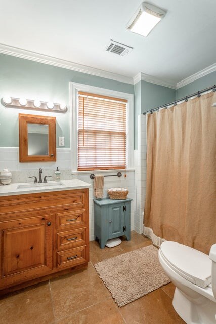 Building Photo - 1403 Cinderella Rd