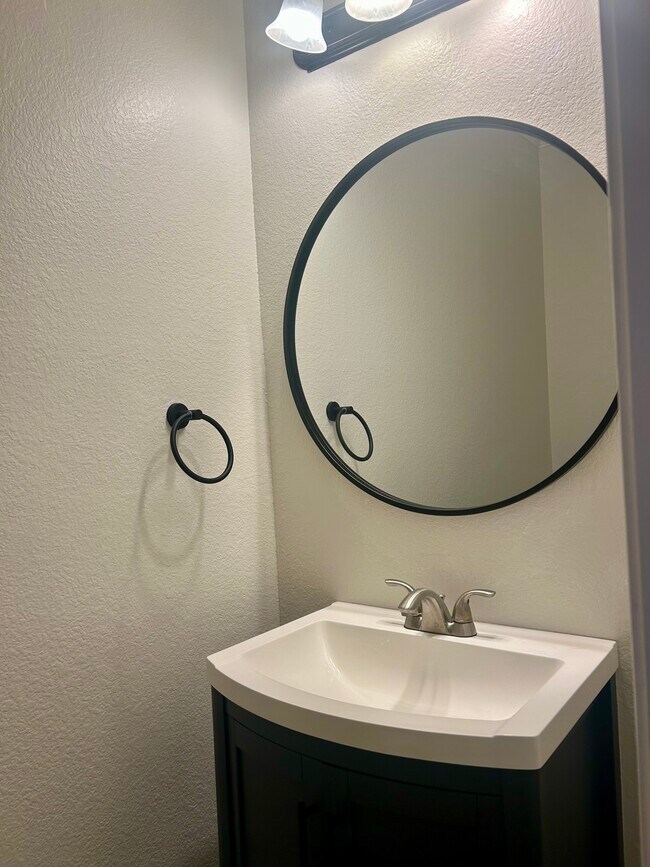 Building Photo - 8012 Wyoming Dr