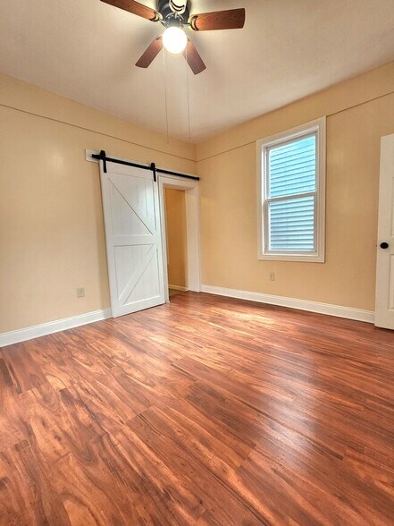 Building Photo - 17 Claremont Ave