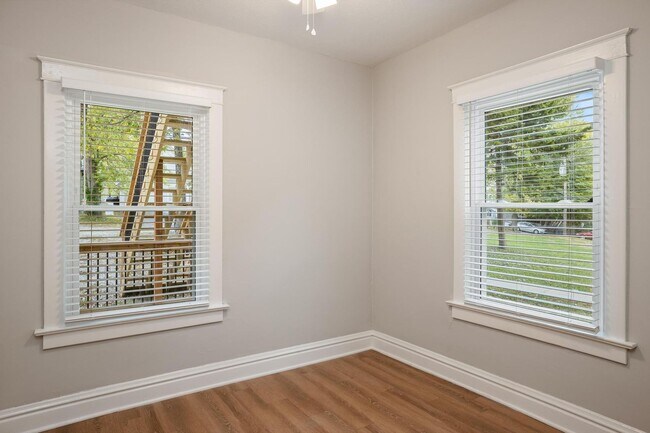 Building Photo - 4122 Locust St