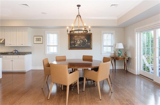 Building Photo - 44 Wimbledon Cir