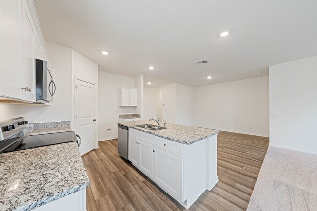 Building Photo - 6028 Pearl Mdw